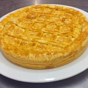 Empadão de Frango Cremoso com Requeijão