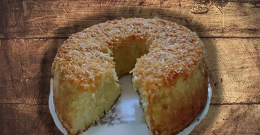 bolo de coco ralado